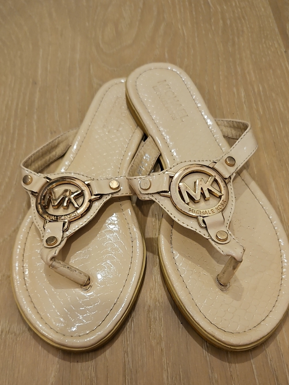 Michael Kors Cream Patent MK Logo Toe-Post Sandals